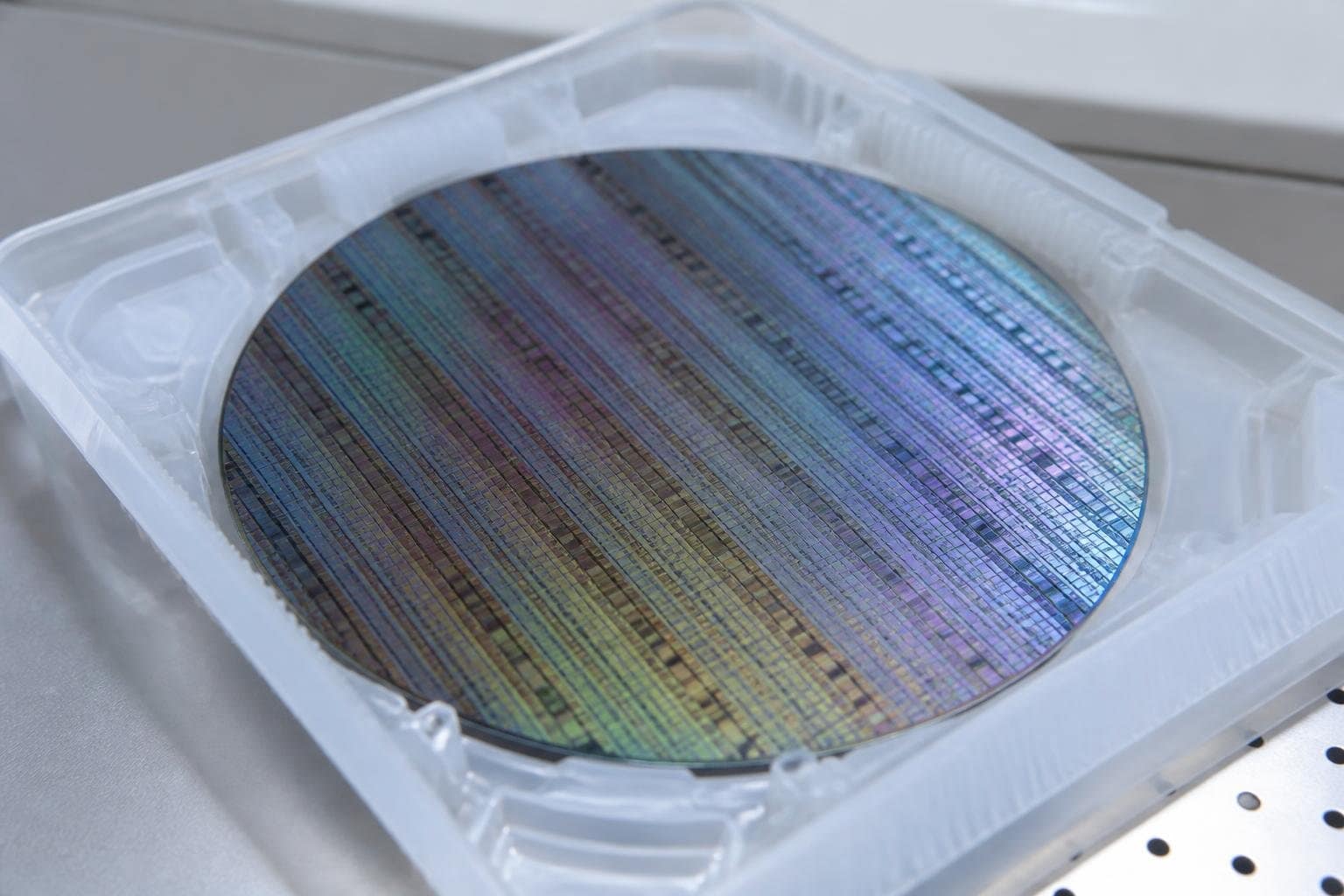 Anthropic in talks with Samsung over custom AI chips
